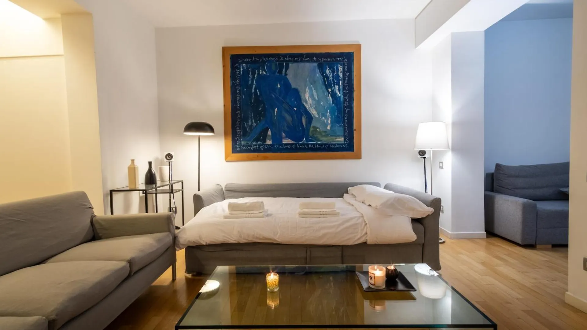 Attic With Terrace And Jacuzzi - Luxury Apartment Rome