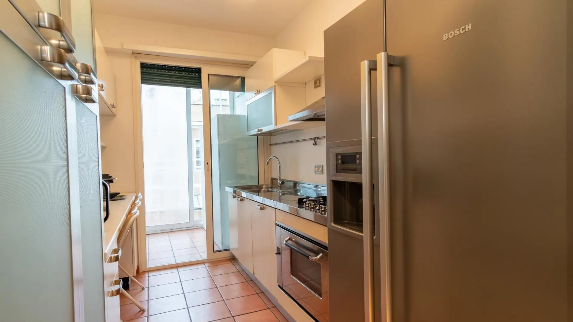 Attic With Terrace And Jacuzzi - Luxury Apartment Rome 0*,